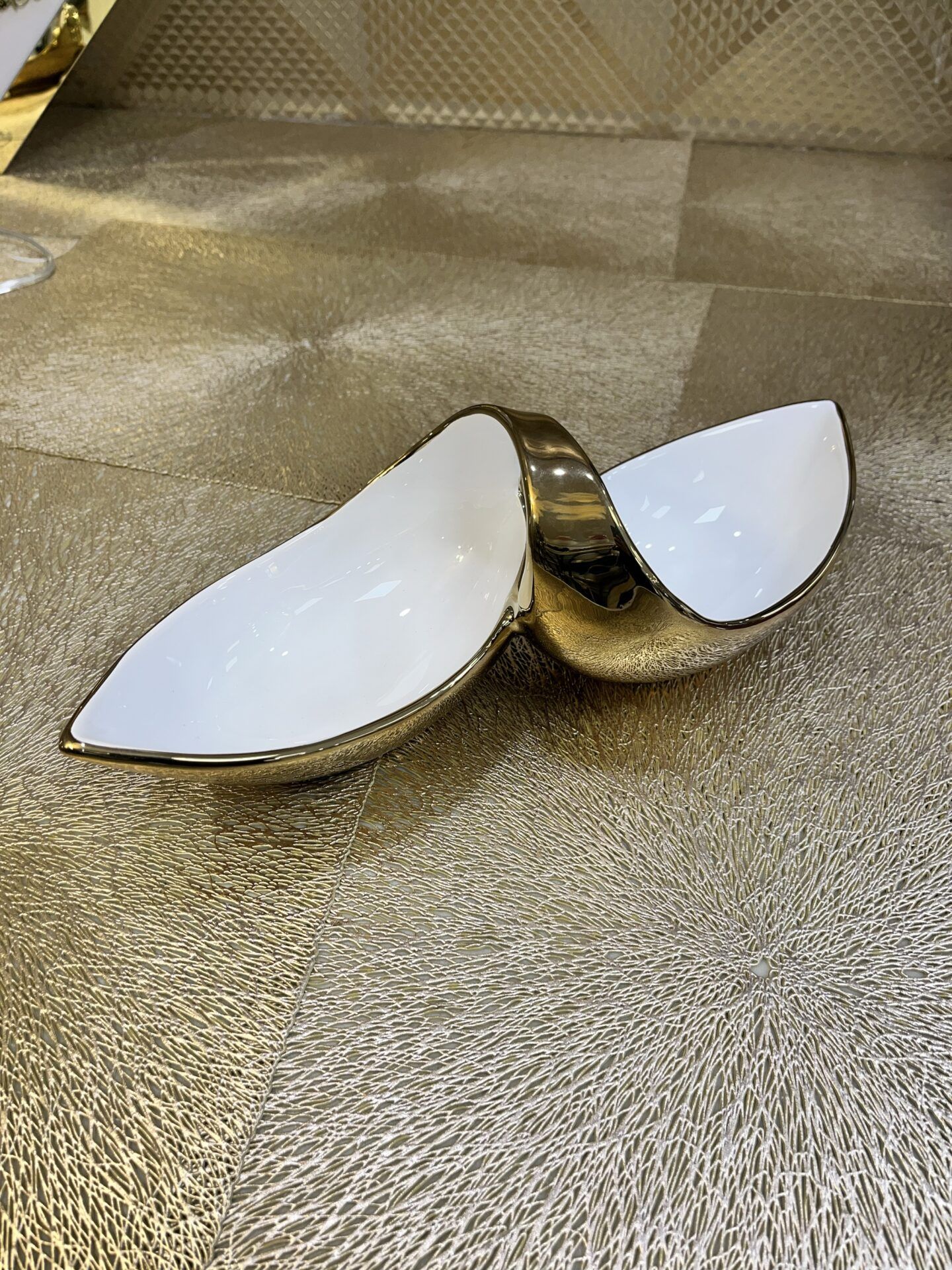 Bol Double Porcelaine Blanc et Doré – Image 1