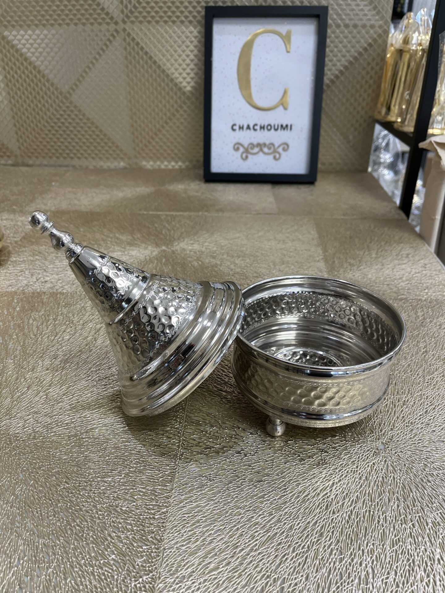 Petit tayfour martelé argenté en cuivre – Image 1