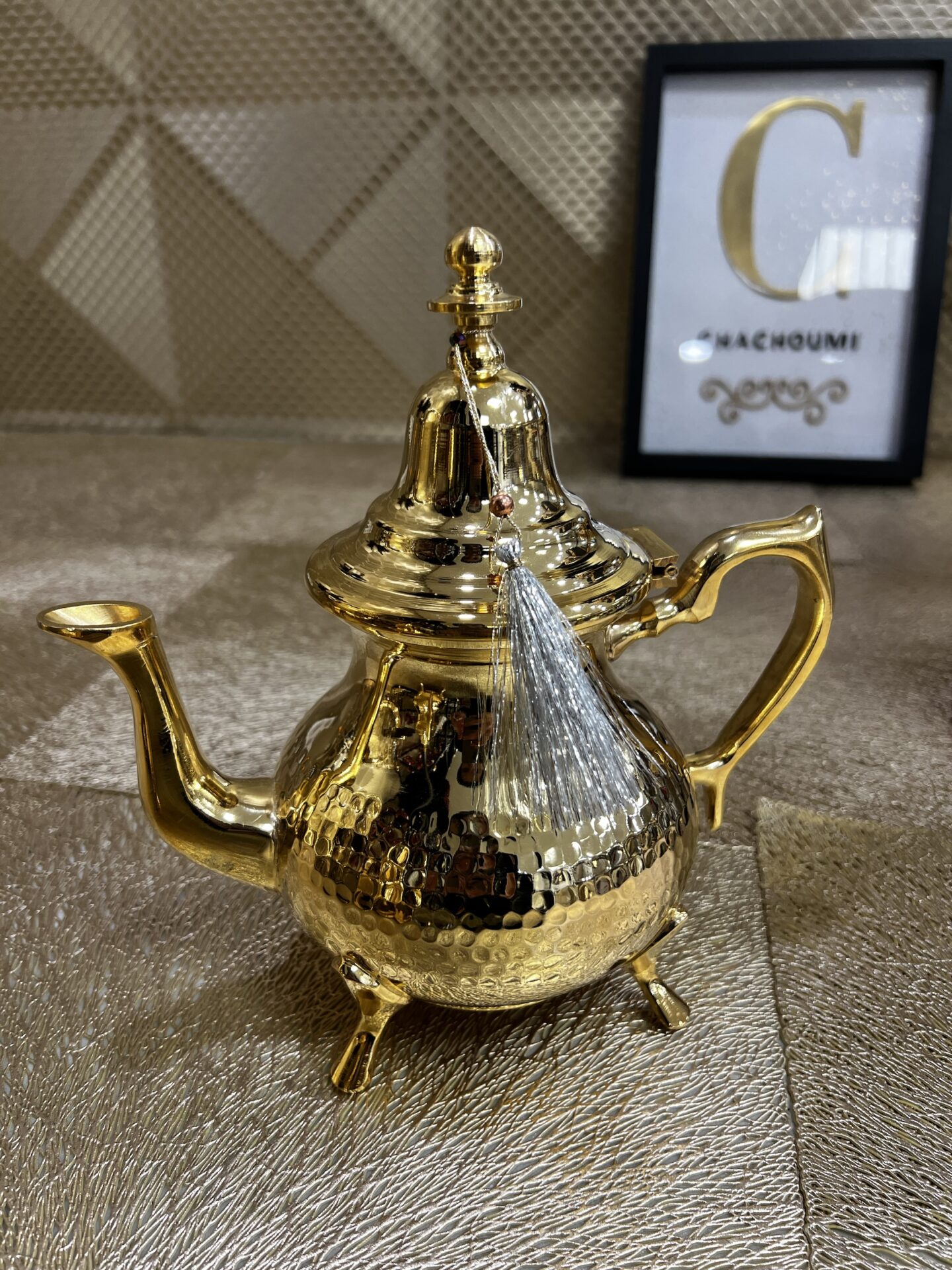 img_0821 Théière marocaine doré 1,2 L – Image 1