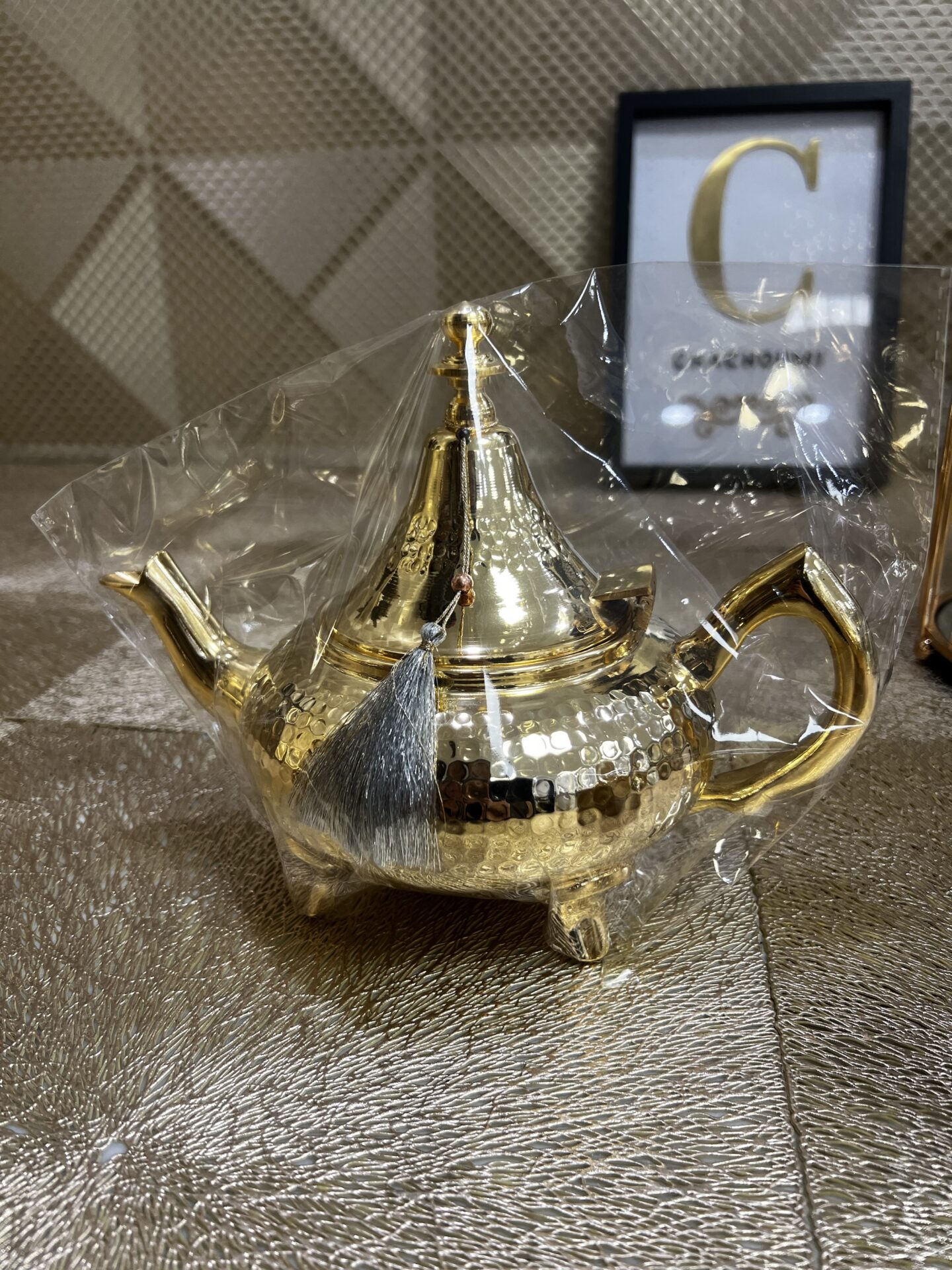 Théière marocaine "Aladin" doré 1,2 L – Image 1