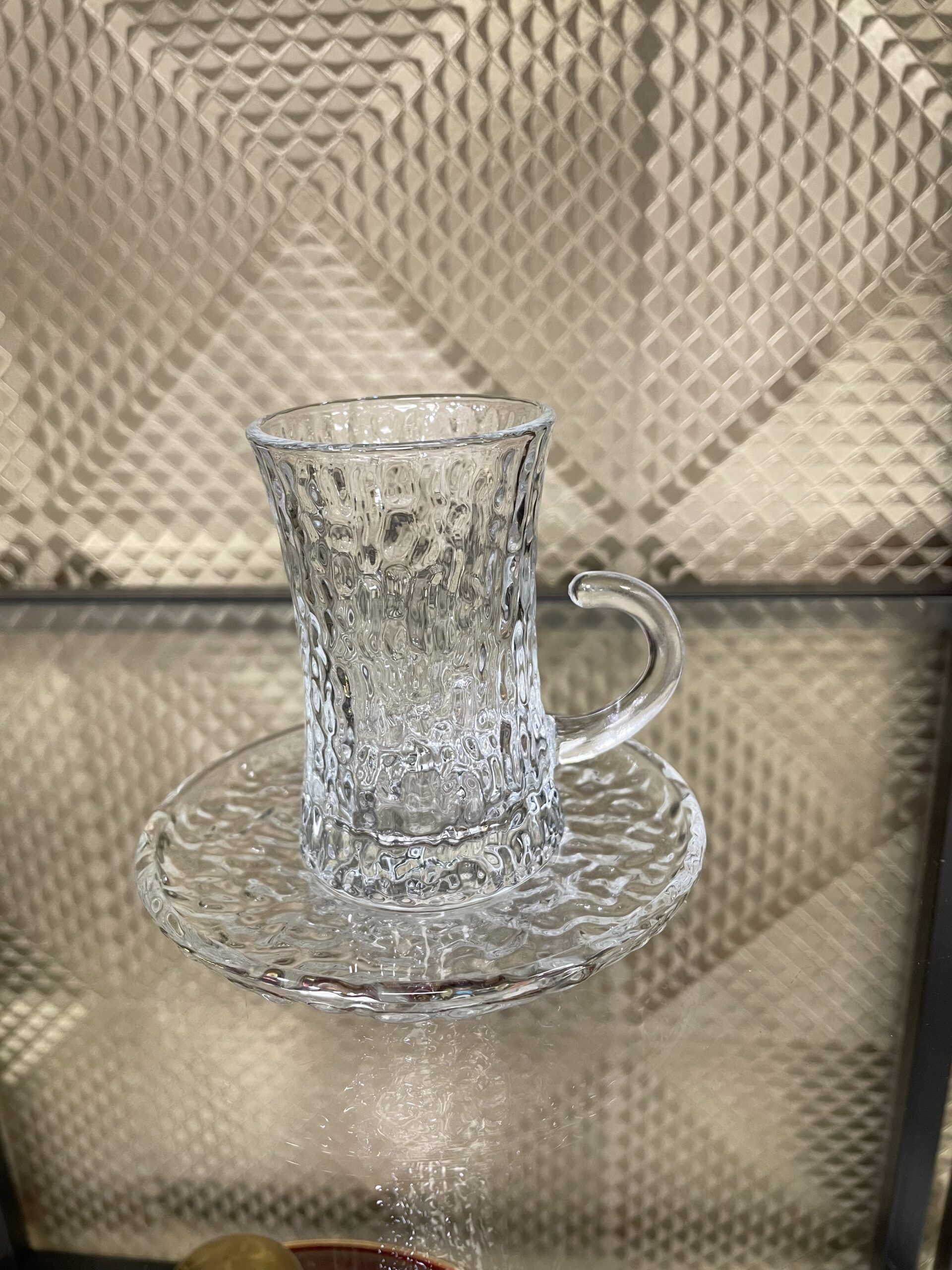 LOT 6 TASSES ET 6 SOUS TASSES – Image 1