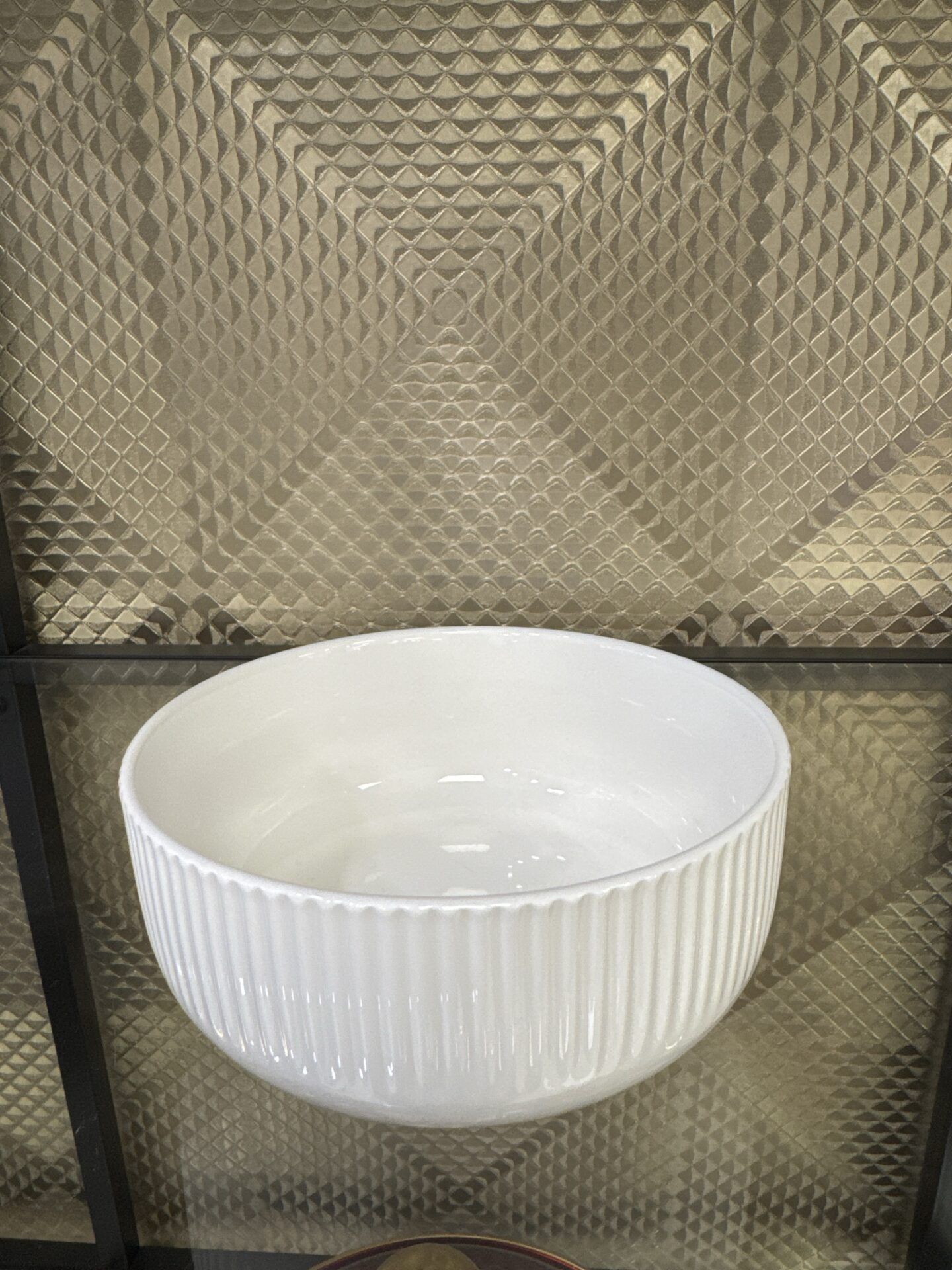 19 LOT 6 BOLS – Image 1