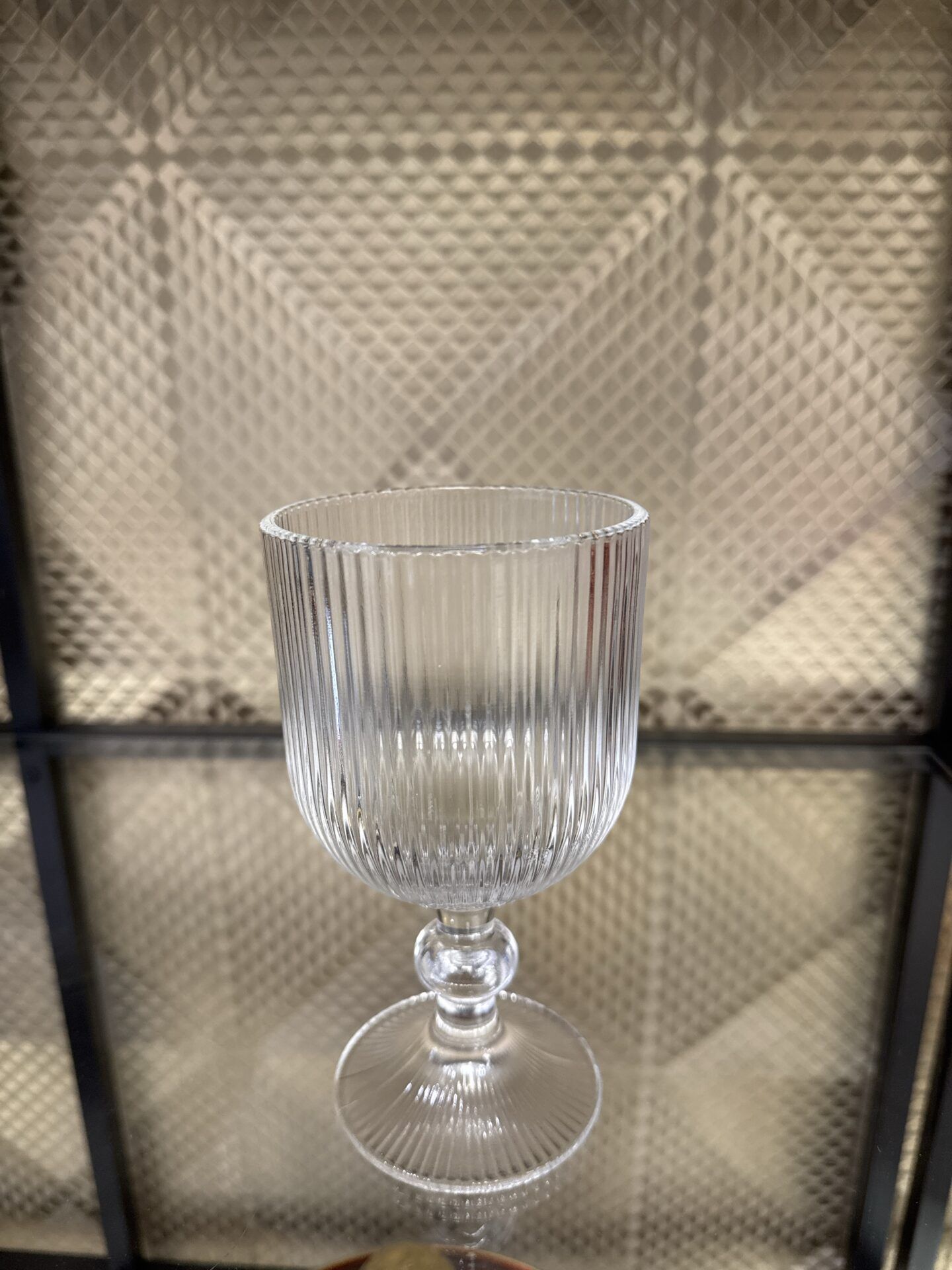 122 LOT 6 VERRES À PIED – Image 1