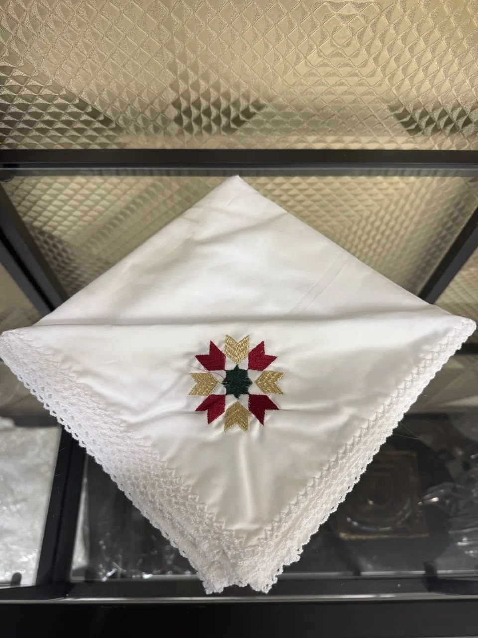 Lot 6 serviettes blanches zelij rouge vert – Image 1