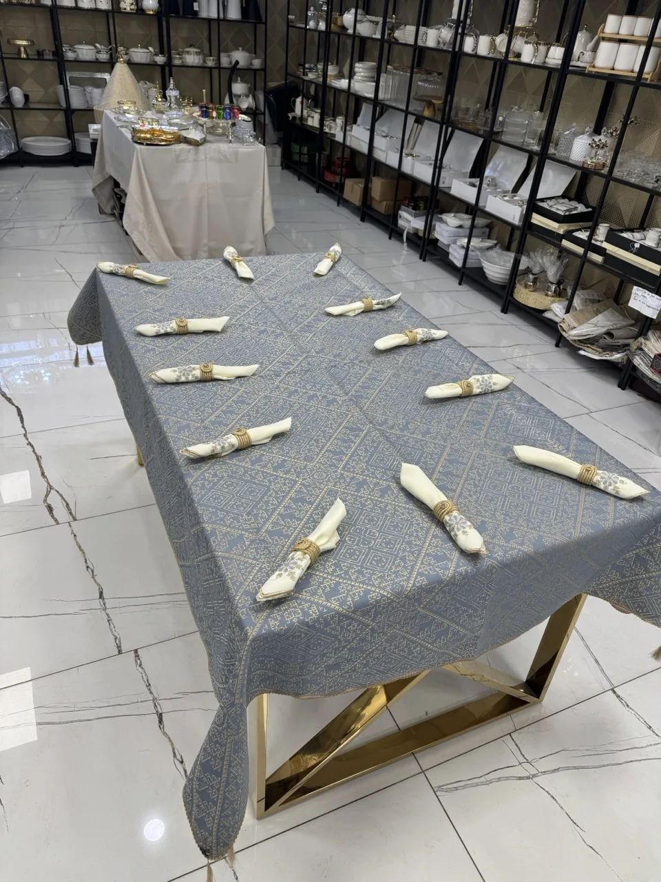 Nappe Tarz el fessi gris 2m50 + 12 serviettes de table – Image 5