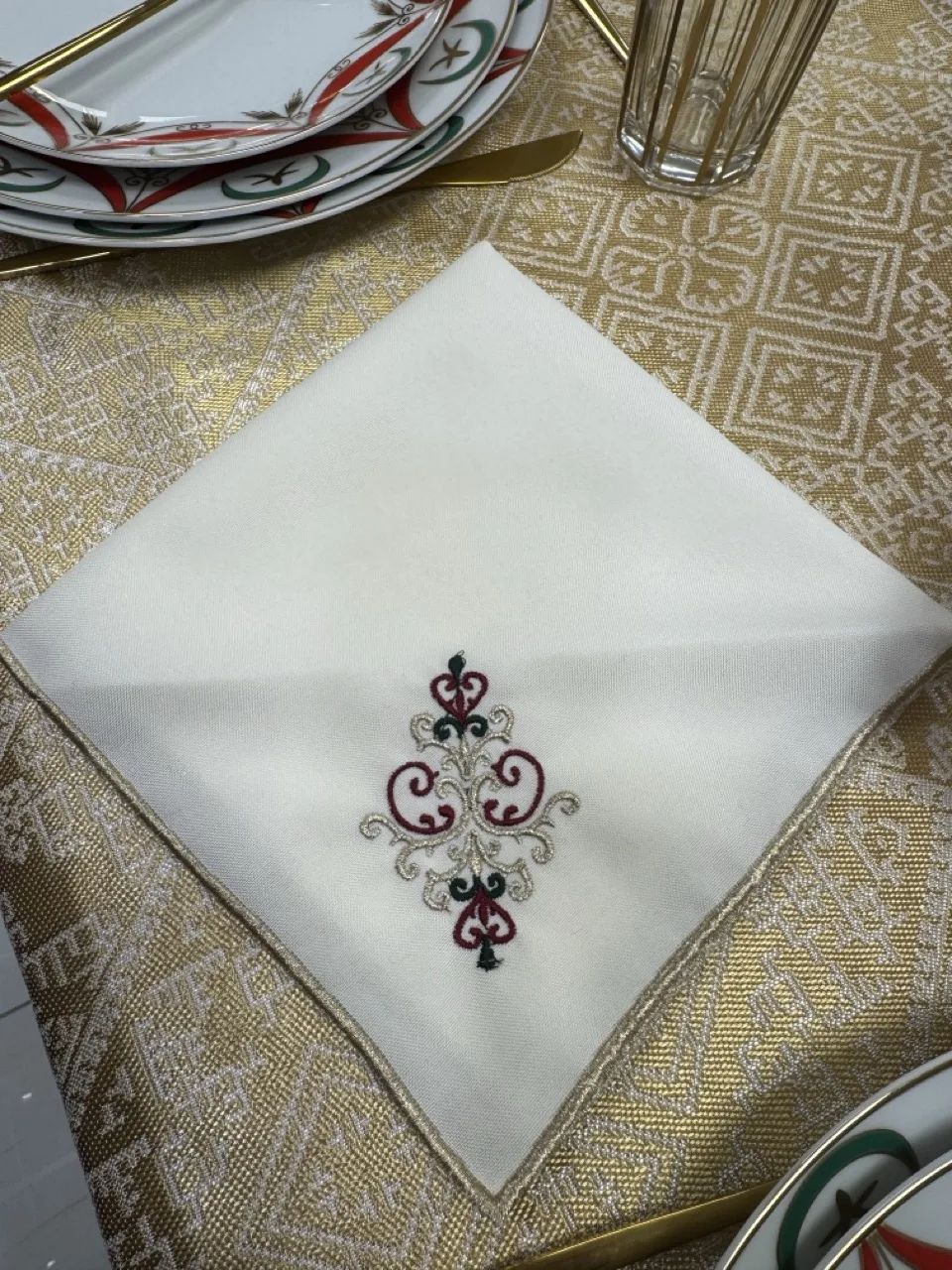 Lot 6 serviettes blanc cassé tej – Image 1