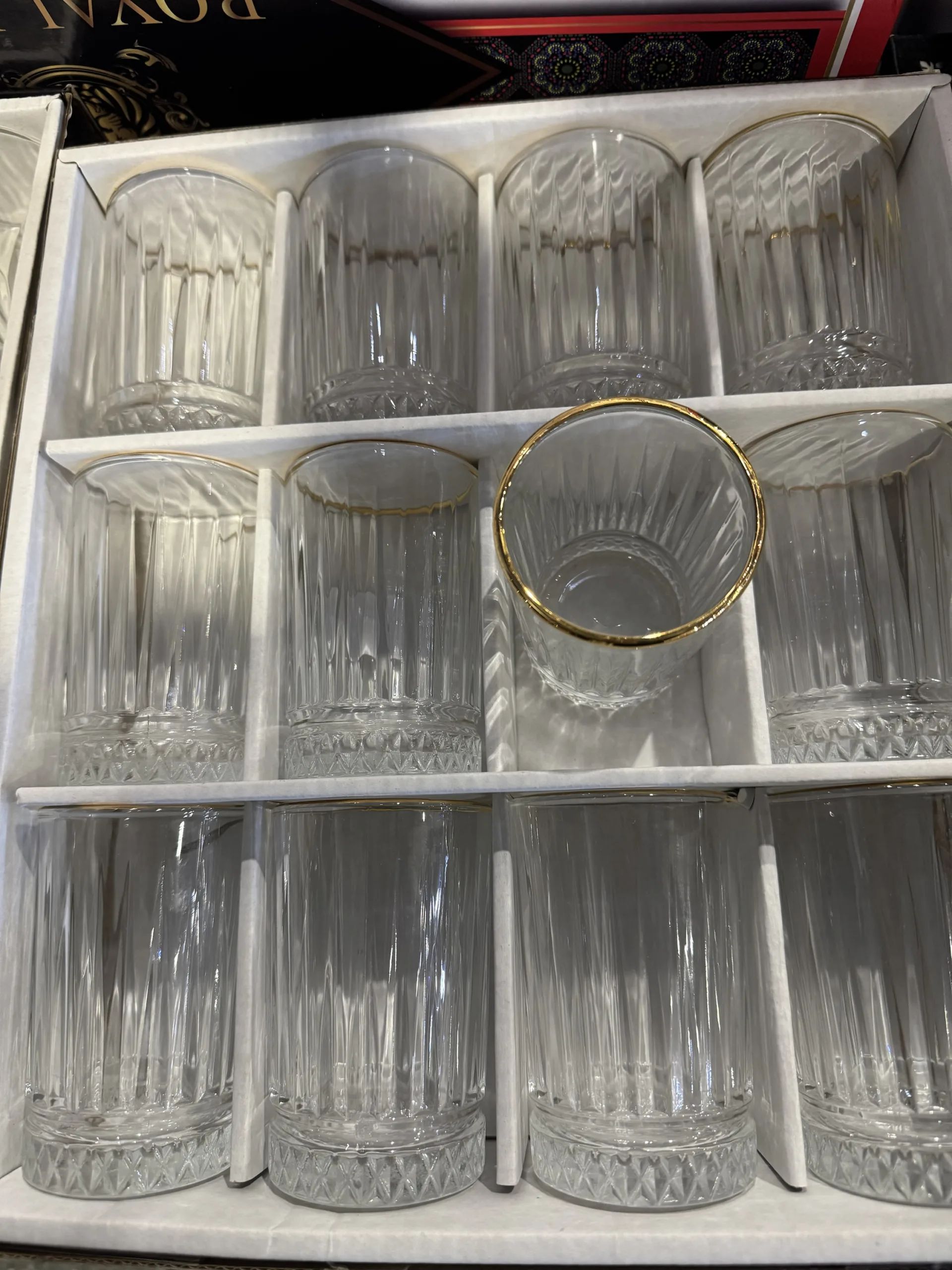 Lot 12 verres à thé liseré doré – Image 1