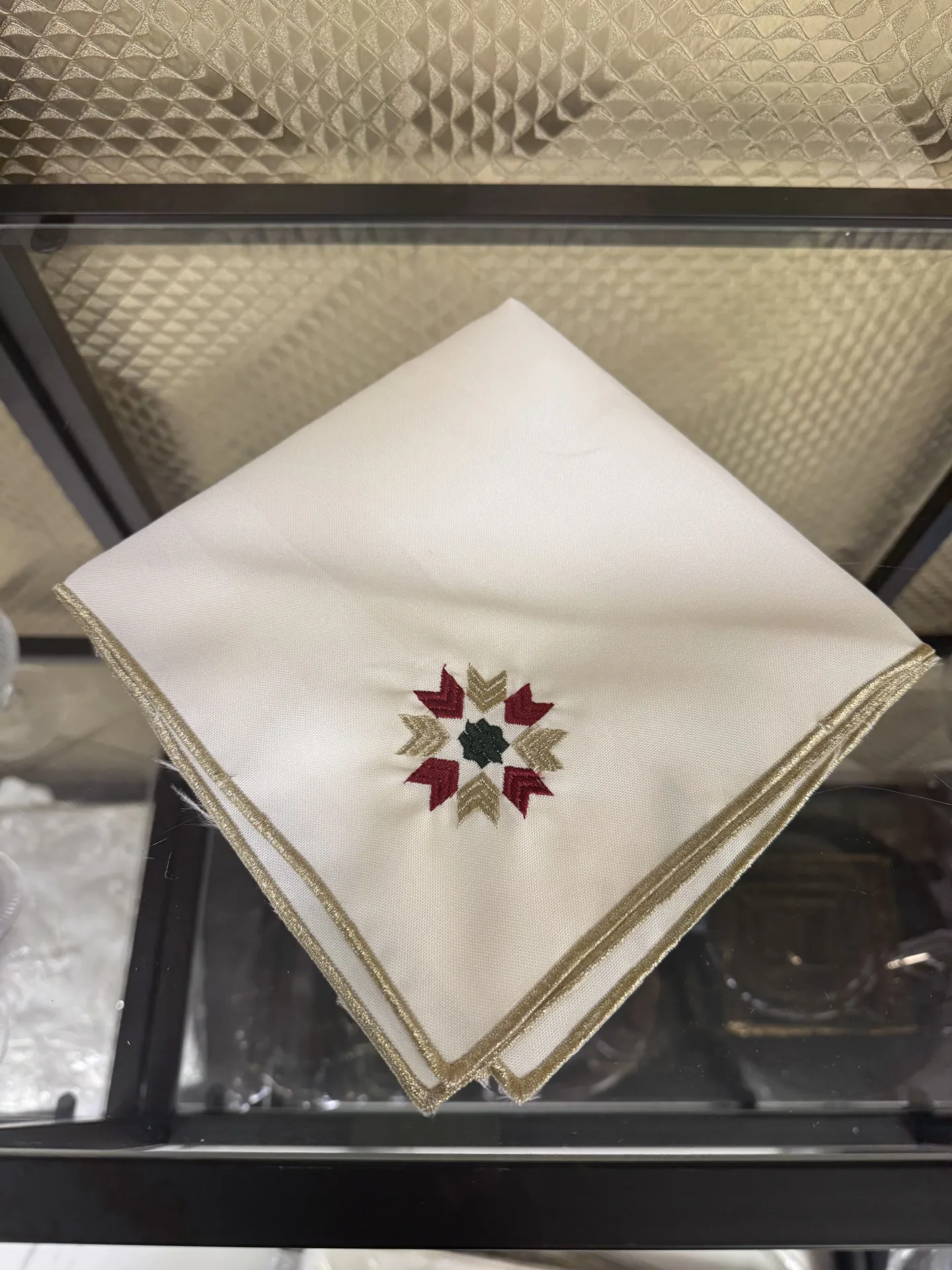 Lot 6 serviettes blanc cassé mod 1 zellij – Image 1