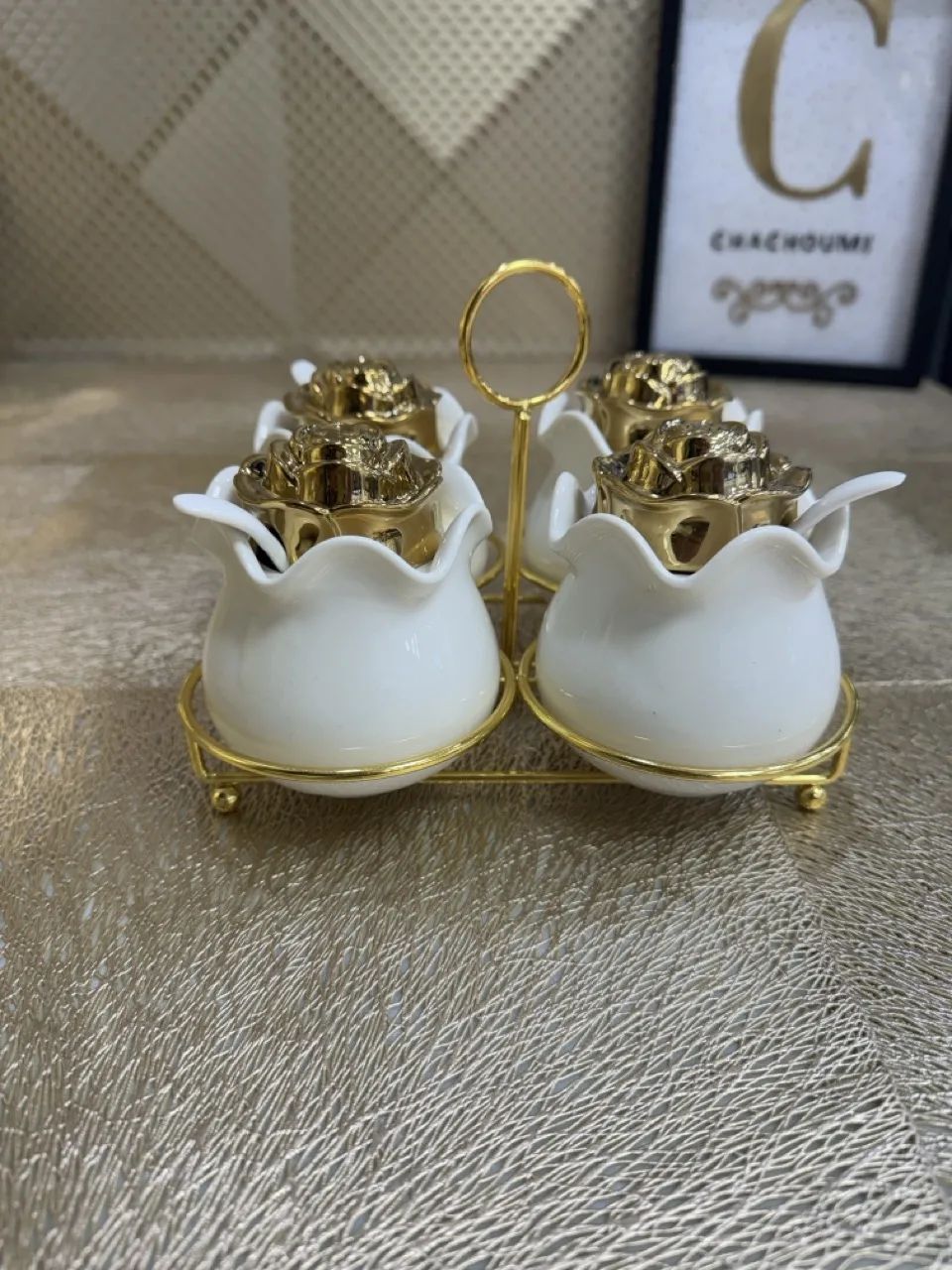 Set 4 saucières avec cuillères porcelaine blanc doré – Image 1