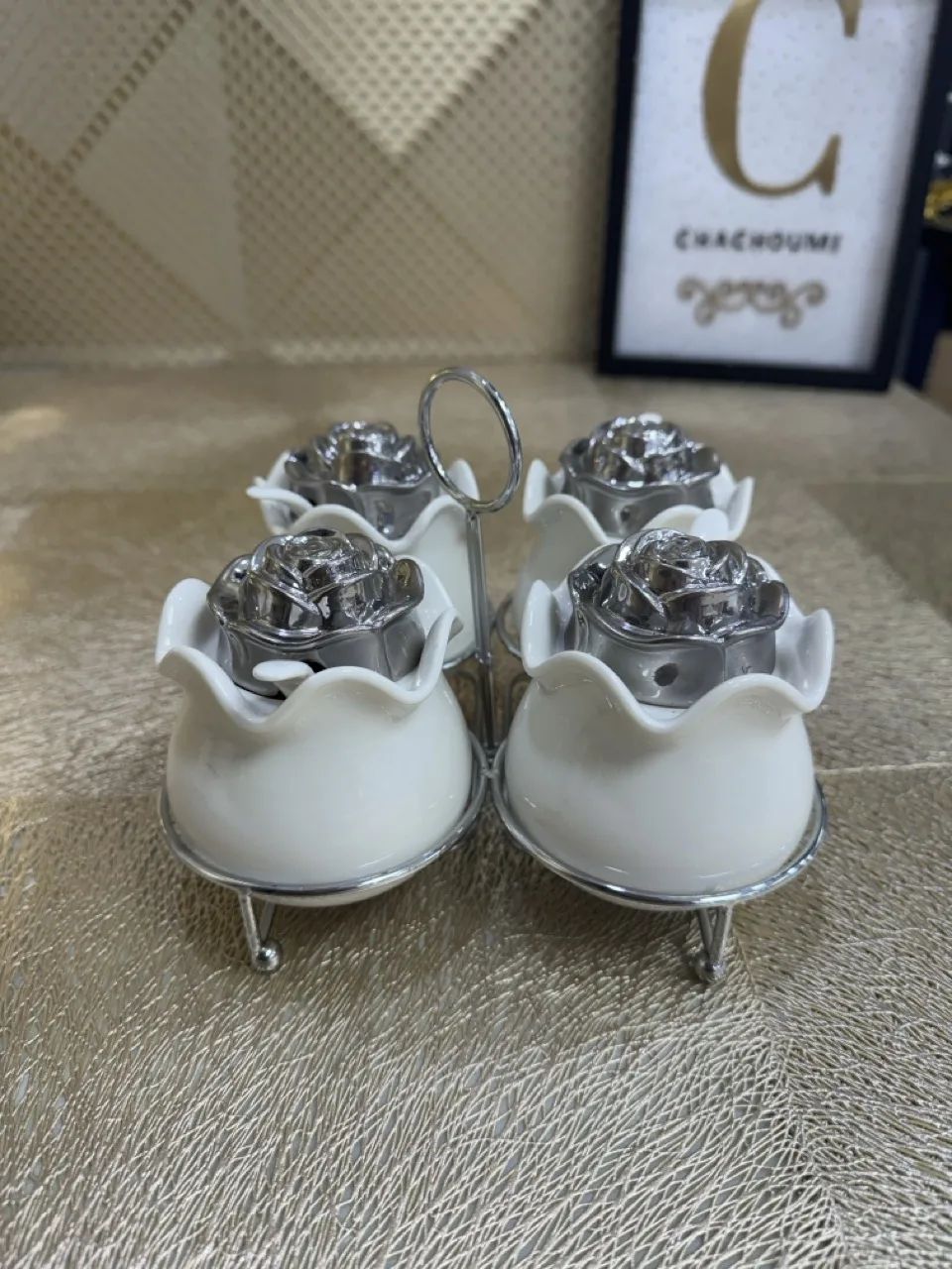 Set 4 saucières avec cuillères porcelaine blanc argenté – Image 1