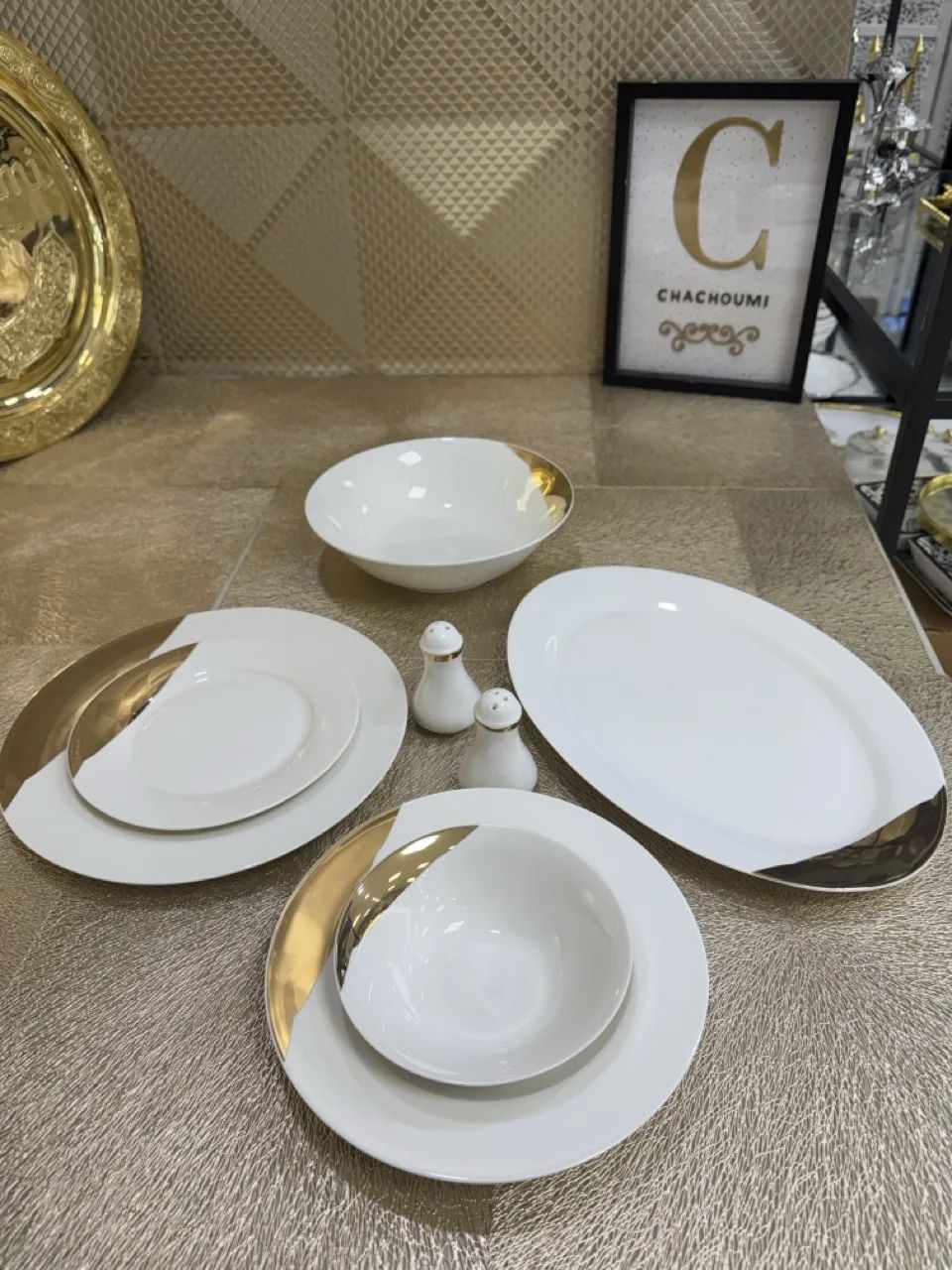 IMG_6060 – Grande Service de table blanc doré 28 pièces pour 6 personnes – Image 1