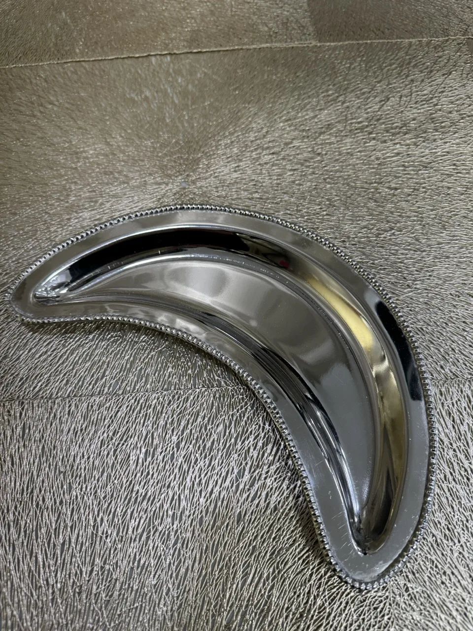 Petit plat lune argenté cuivre – Image 3