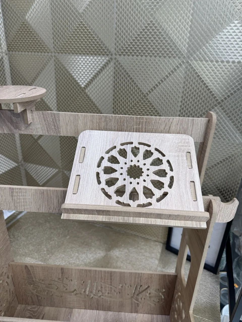 Support tapis de prière Coran et mbikhra beige – Image 4