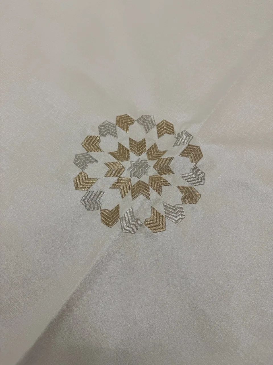 Nappe rectangle 2,50m x 1,40m blanc cassé zelij cartier – Image 2