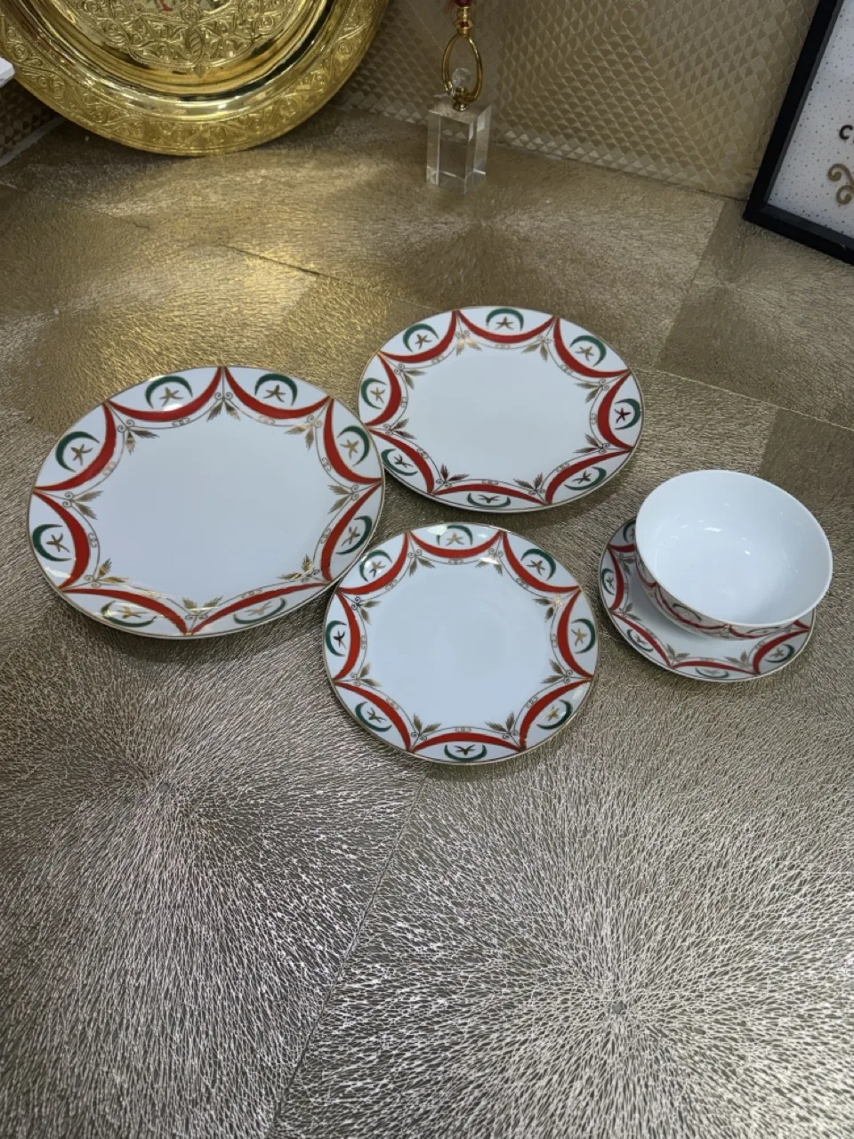 Service de table Nejma ou hlel doré 30 pièces pour 6 personnes – Image 4