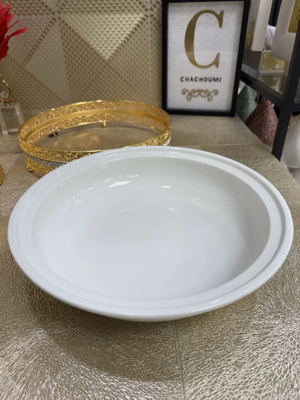 Tayfour strass doré avec son plat profond – Image 5