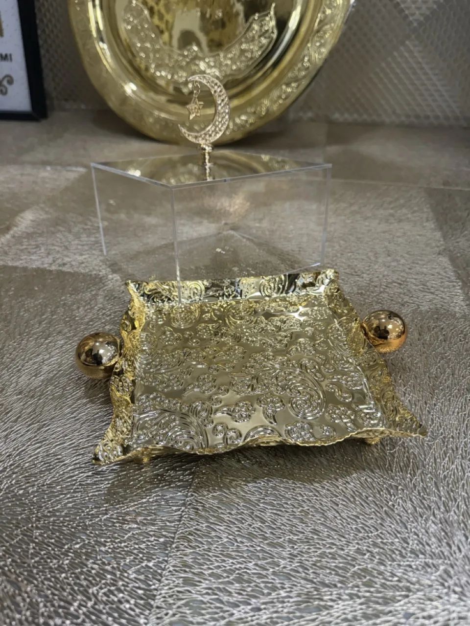 Boite carré doré pm – Image 2