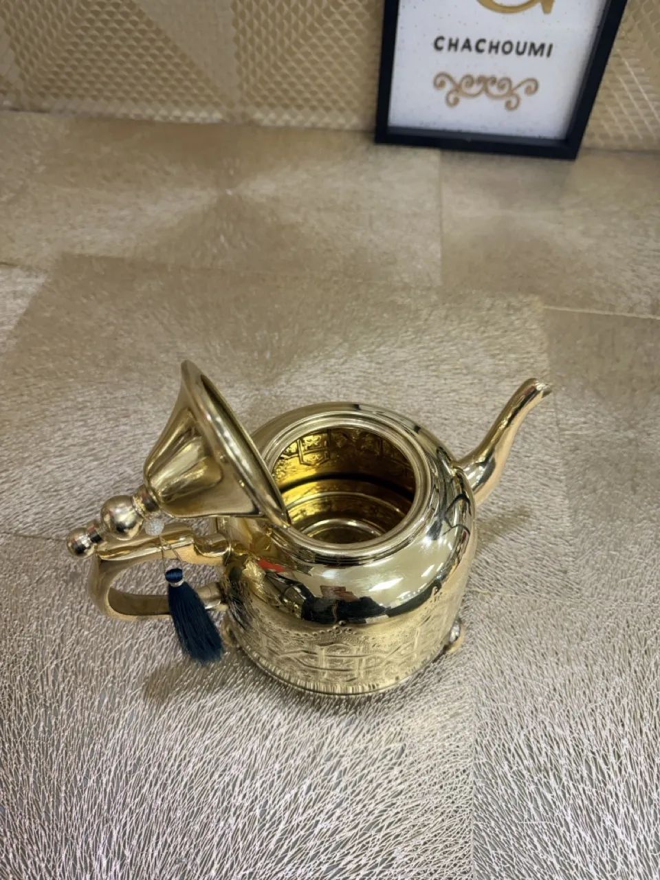 Théière marocaine flora dorée moyenne