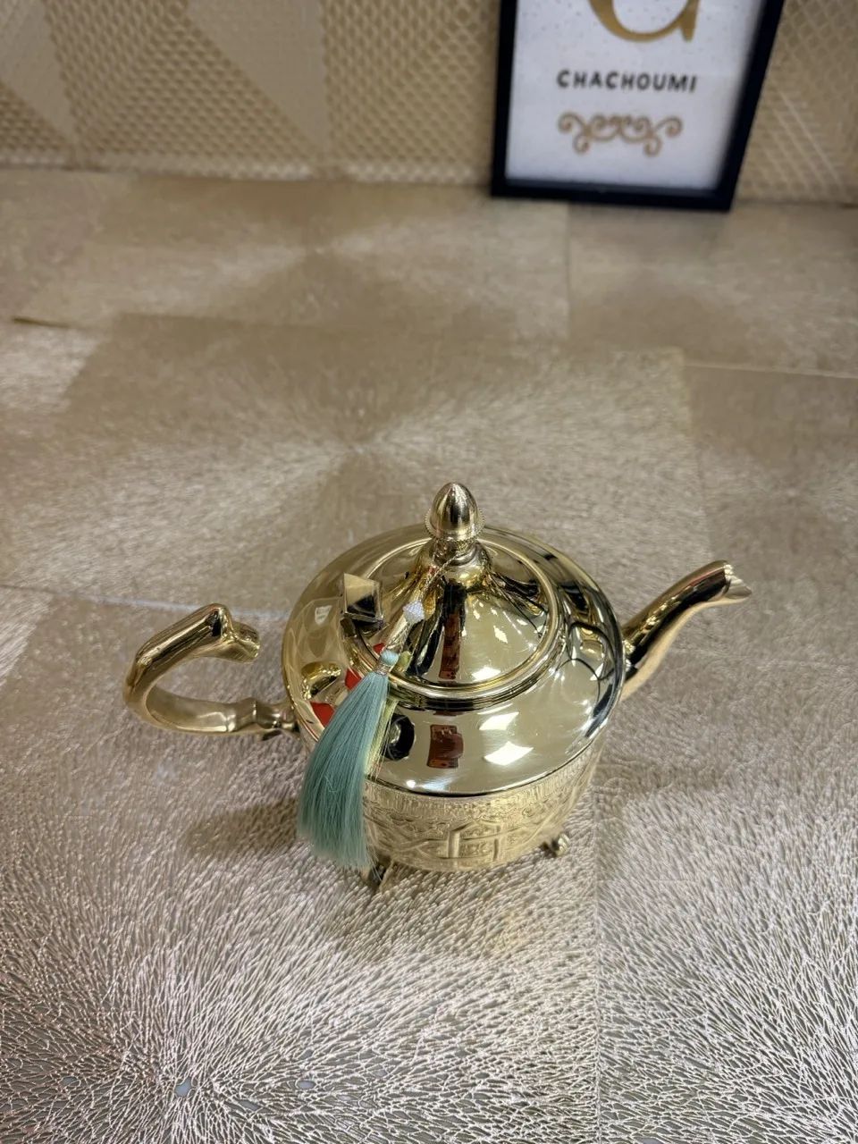 Théière marocaine Fassi dorée moyenne