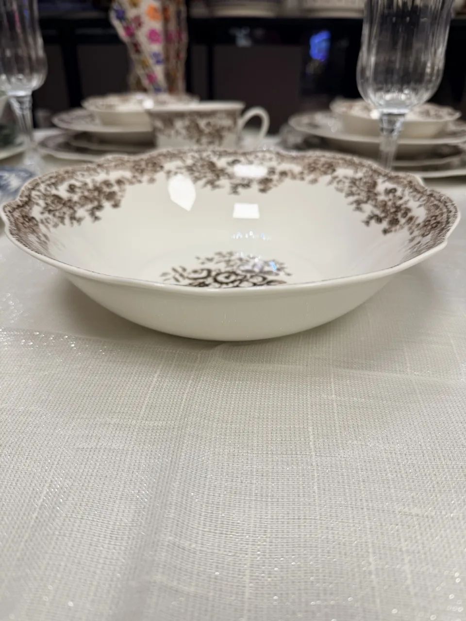Service de table en porcelaine 26 pièces marron – Image 8