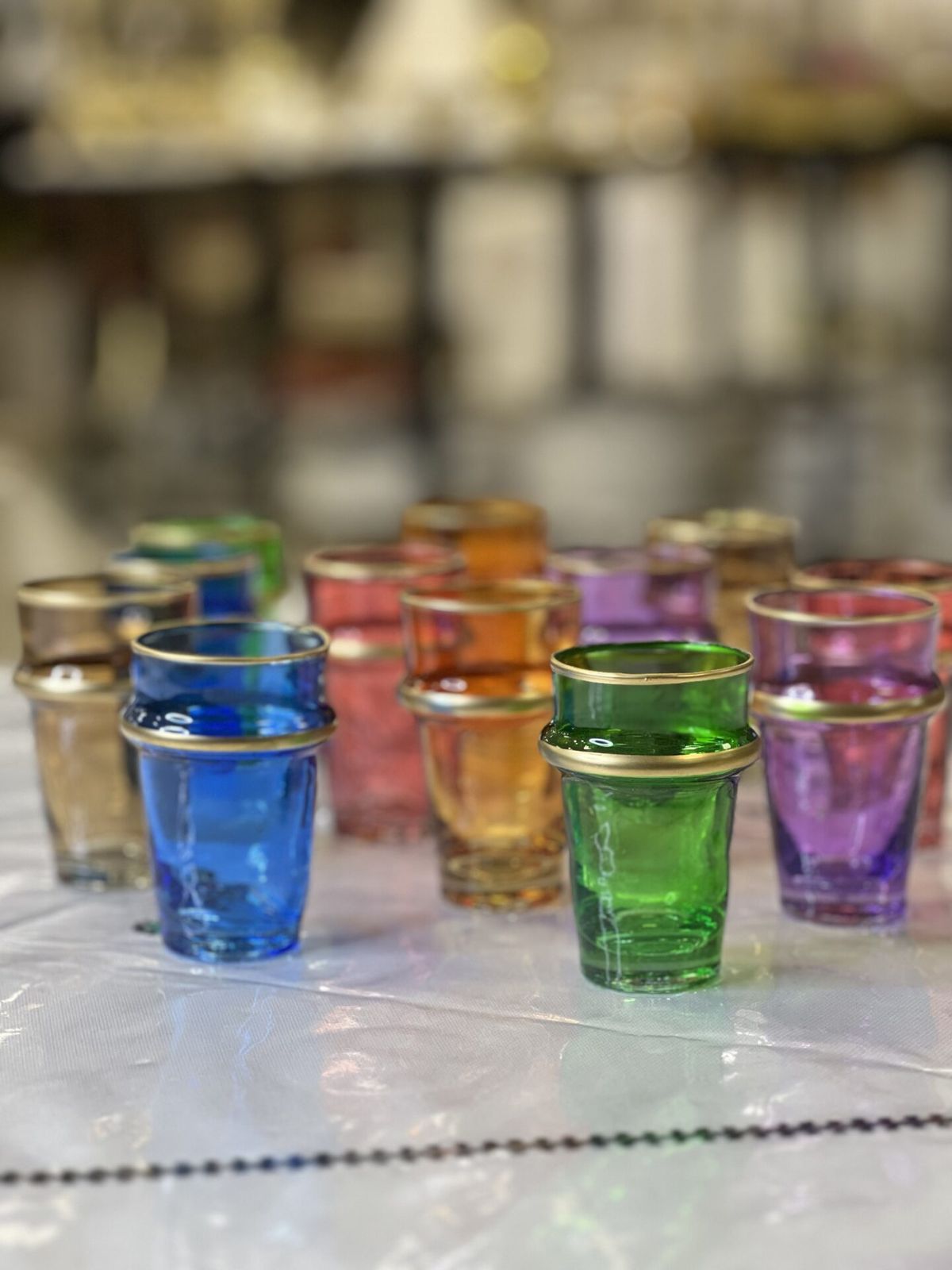SET 12 PETITS VERRES A THE BELDI COLORE DORE PM ARTISANAL – Image 3