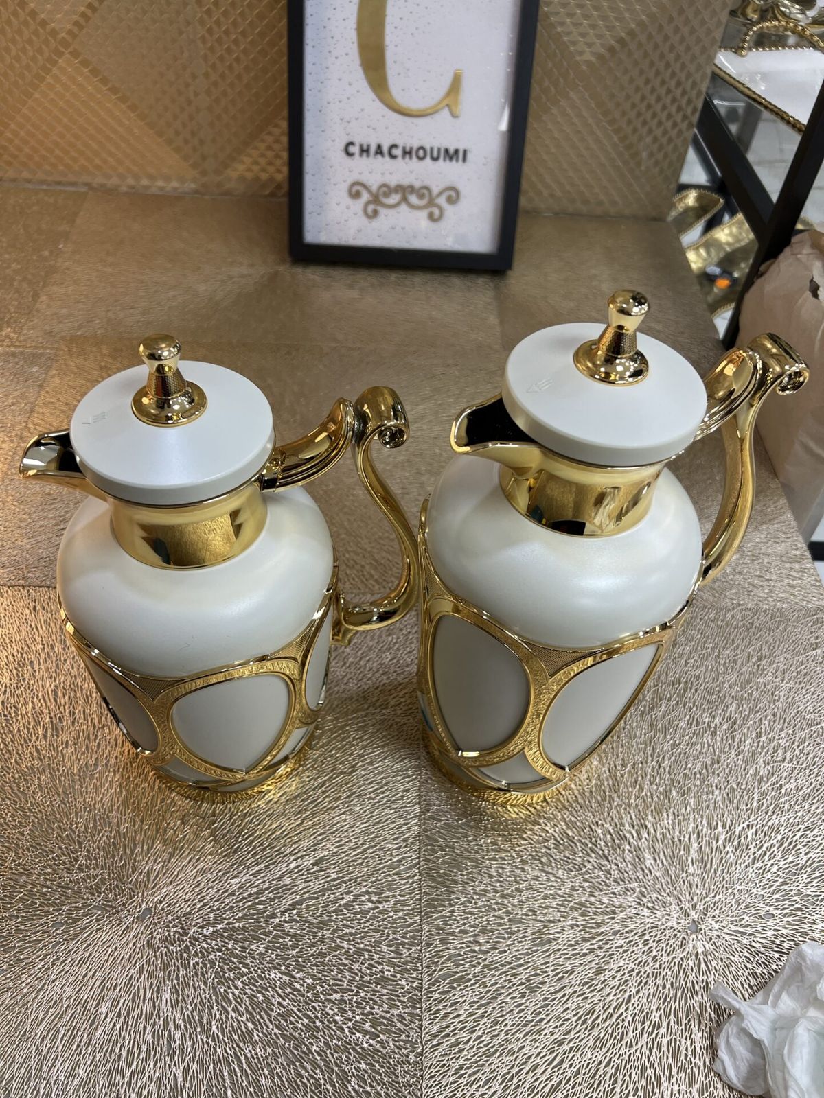 SET 2 THERMOS CAFÉ OU THÉ IVOIRE DORE QUEEN'S – Image 2