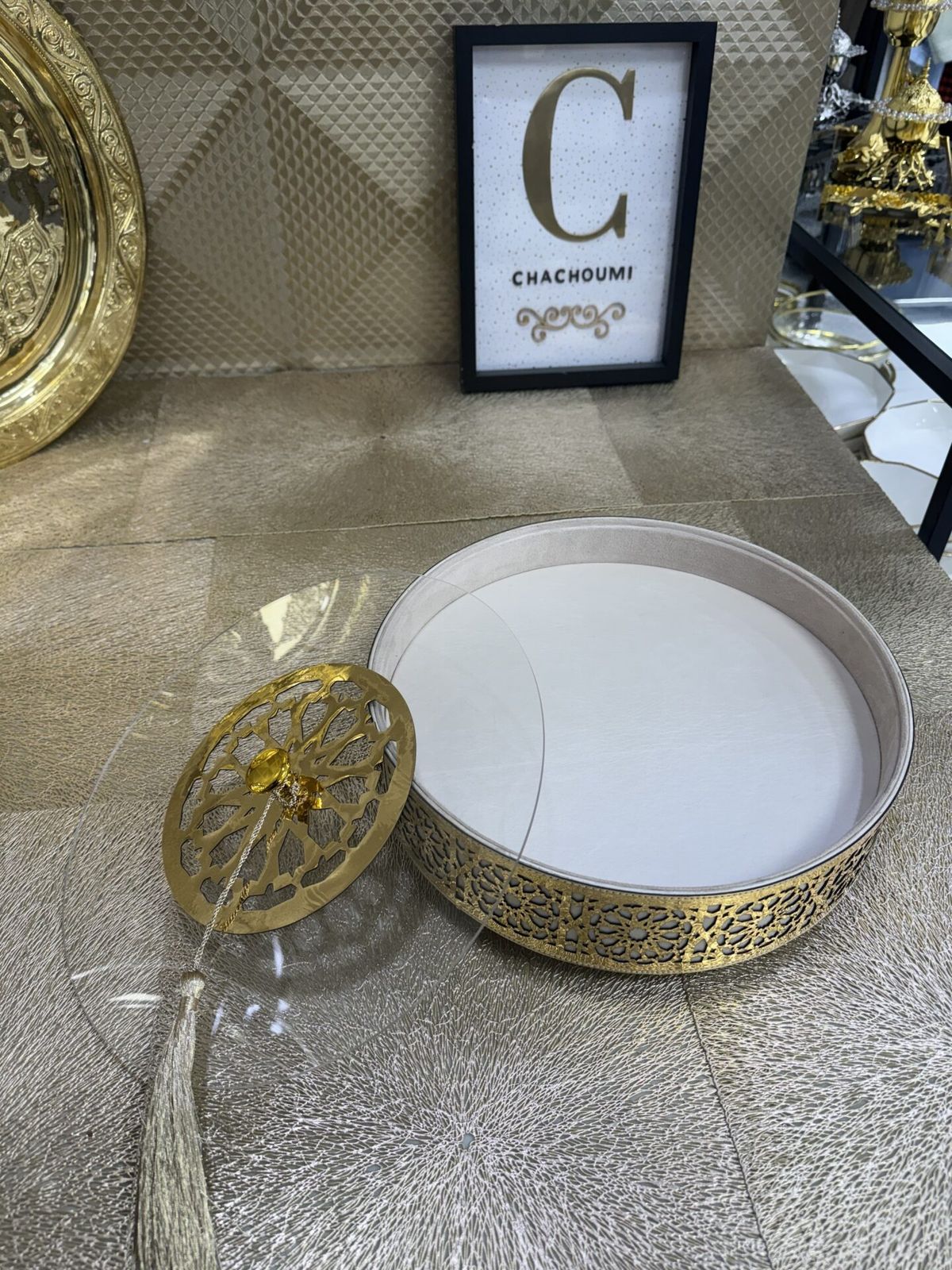 Grande boite ronde orientale doré 30 cm – Image 3