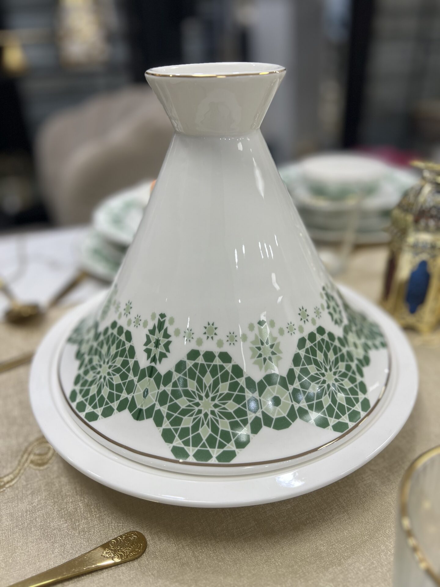 Tajine de présentation porcelaine blanc et vert