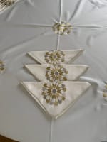 Nappe ronde 2m30 blanc cassé zelij cartier + 12 serviettes de table – Image 3