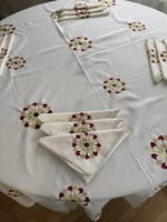 Nappe ronde 2m30 blanc cassé zelij rouge vert  + 12 serviettes de table – Image 3