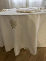 Nappe ronde 2m30 blanc cassé gharza cartier + 12 serviettes de table – Image 4