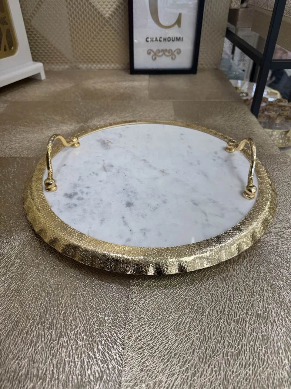 Plateau Rond en Marbre avec Bord Doré