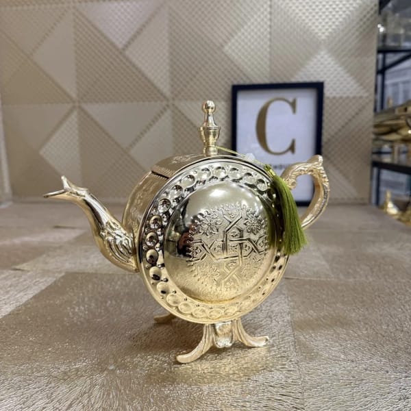 Théière marocaine Magana dorée moyenne